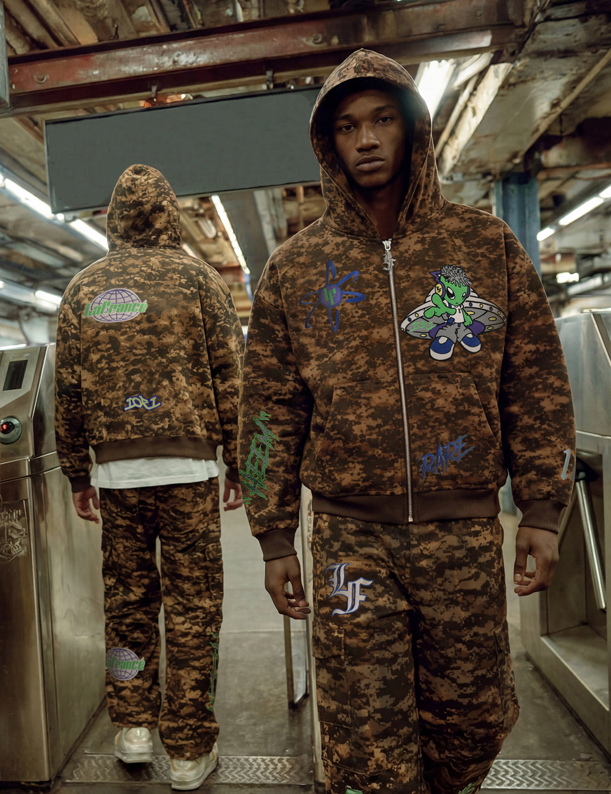 DIGI CAMO PANTS – LaFrancé